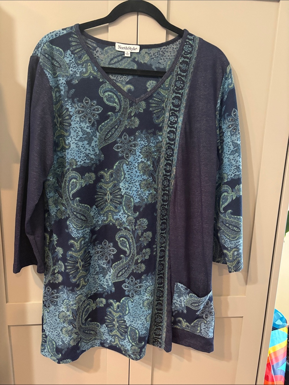 NorthStyle Navy & Teal Paisley V-Neck Tunic with Pocket